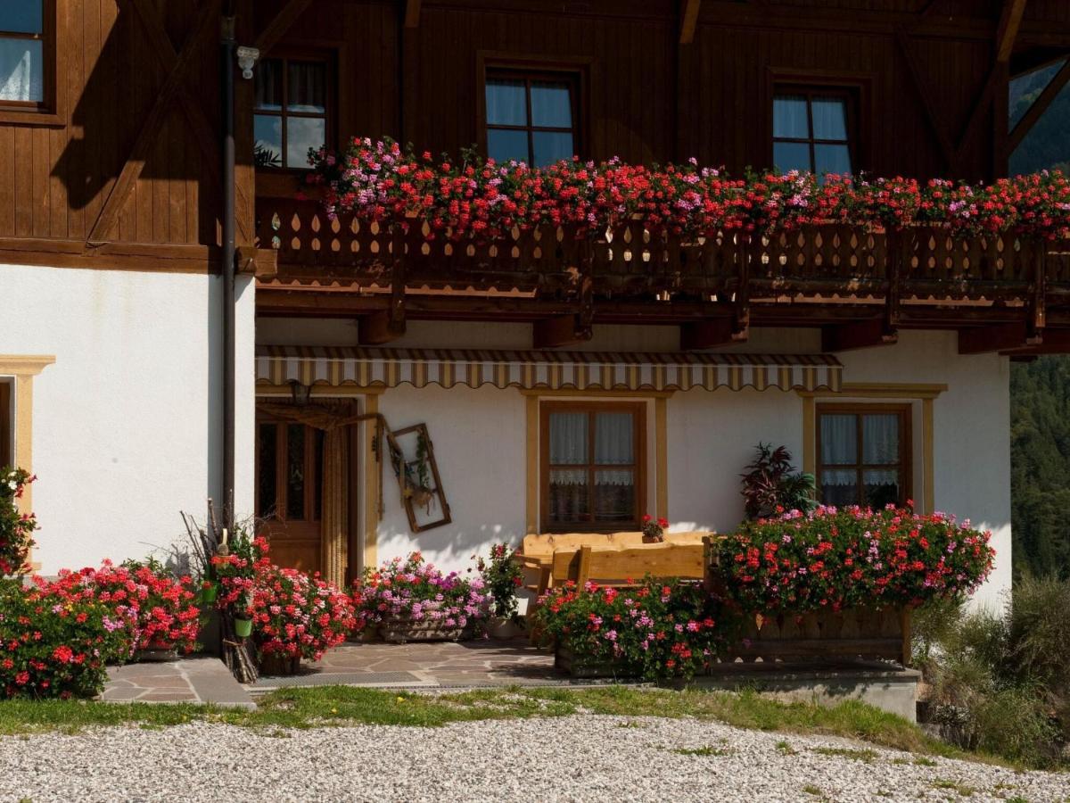 Apartment House Niedermunthof Sass Rigais, Villnoess Buitenkant foto